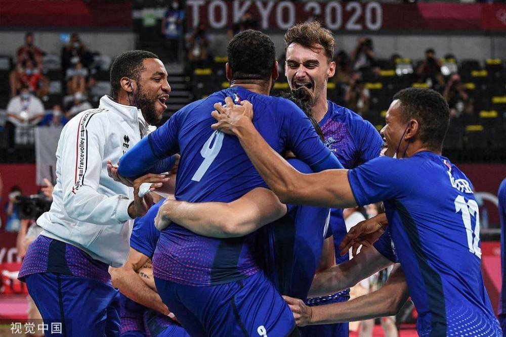 德国队鏖战法国队，黄鸭组合惊艳四座