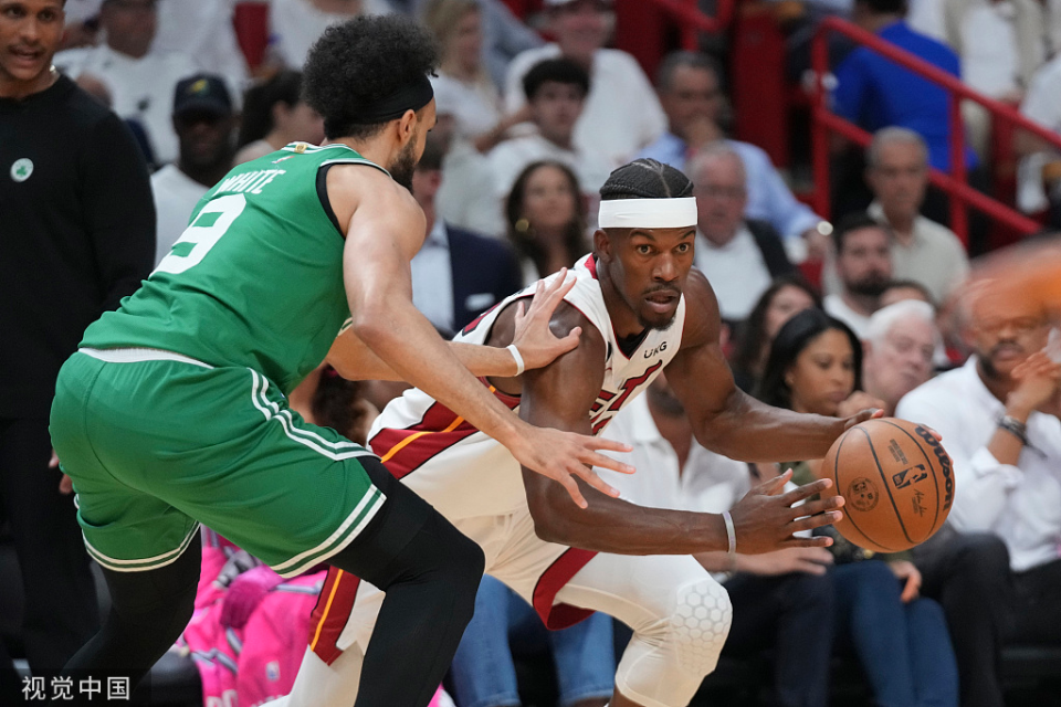 美国队全面压制，轻松取得晋级