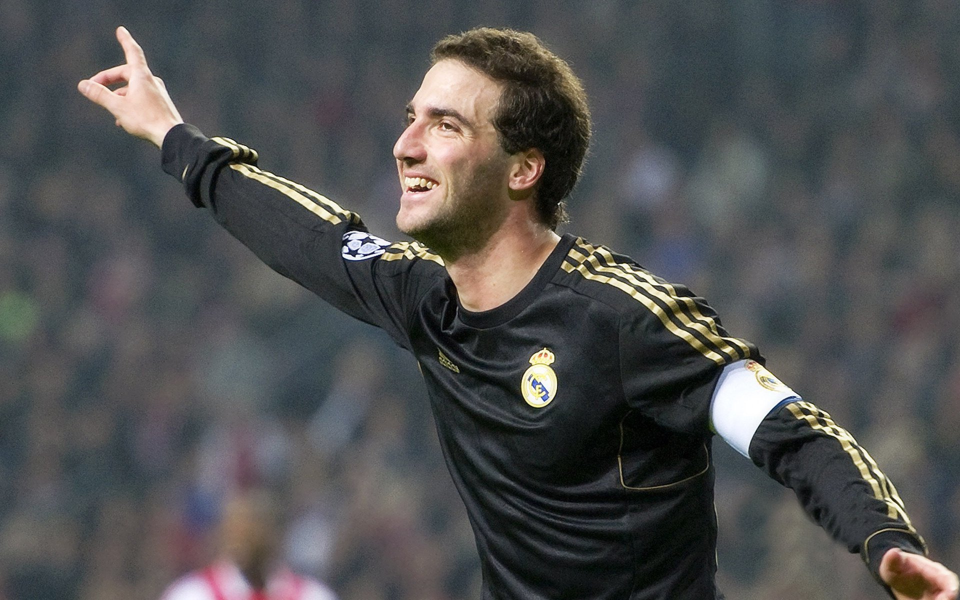 新星闪耀与老牌劲旅的冷酷，杰伦·格林爆发难阻凯尔特人一波流带走魔术