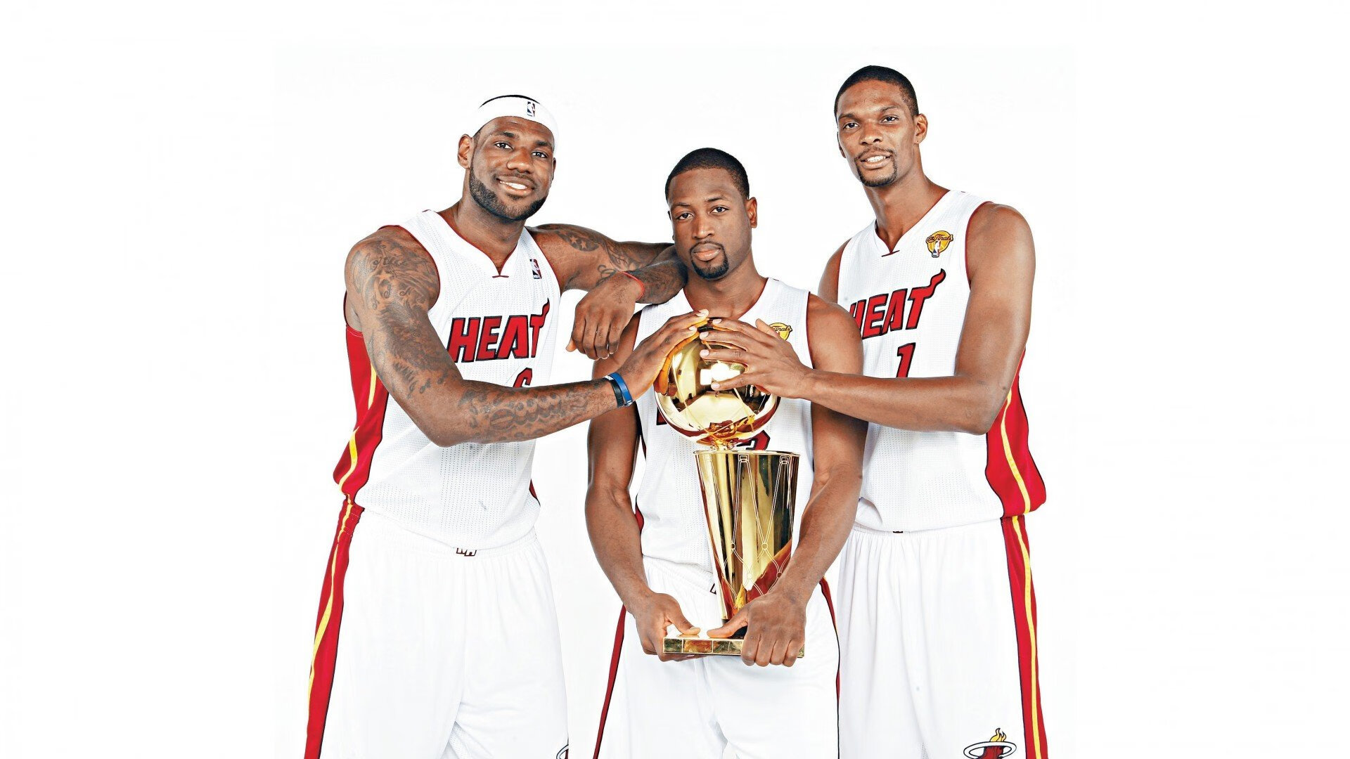 那不勒斯奇迹夜，当翻盘已成往事，凯恩在远方写下新的定义