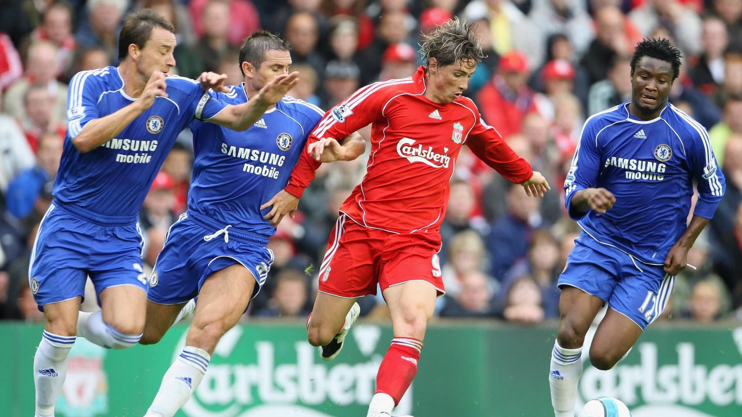 逆战翻盘，当拉沃尔杯的烽火燃至温布尔登，阿尔卡拉斯用一场胜利标定唯一